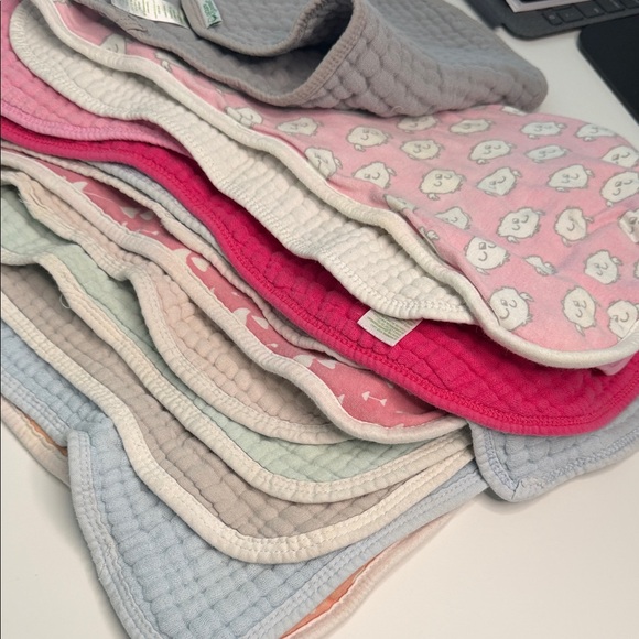 13 Variety - Baby Burp Cloths - Picture 2 of 5
